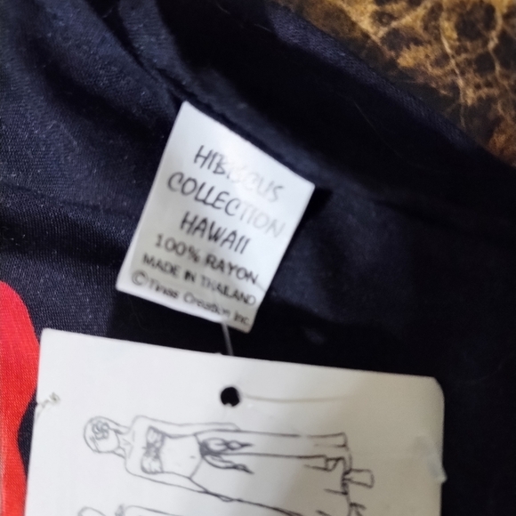 Black floral Sarong - Picture 4 of 4